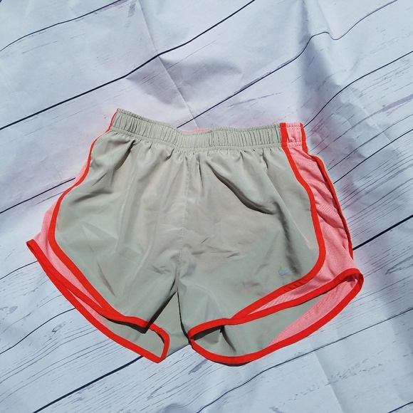 Nike Pants - Nike dri-fit shorts medium running workout